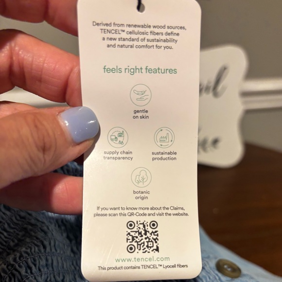 Women's Blue Sleeveless Jumpsuit with Belt Size Medium NWT - Picture 11 of 12